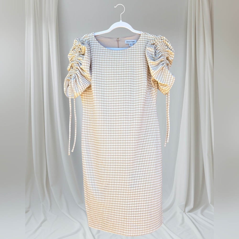 Houndstooth Dress with Ruched Sleeves - Picture 4 of 4